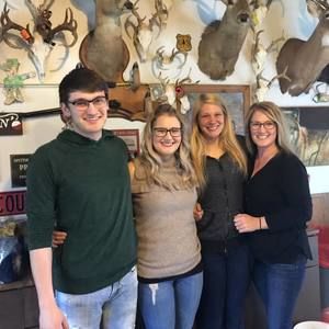 Meet your Posher, Amy